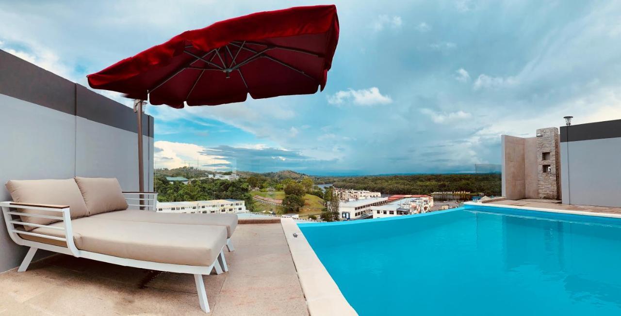 The Lanes Hotel Tutong Ngoại thất bức ảnh