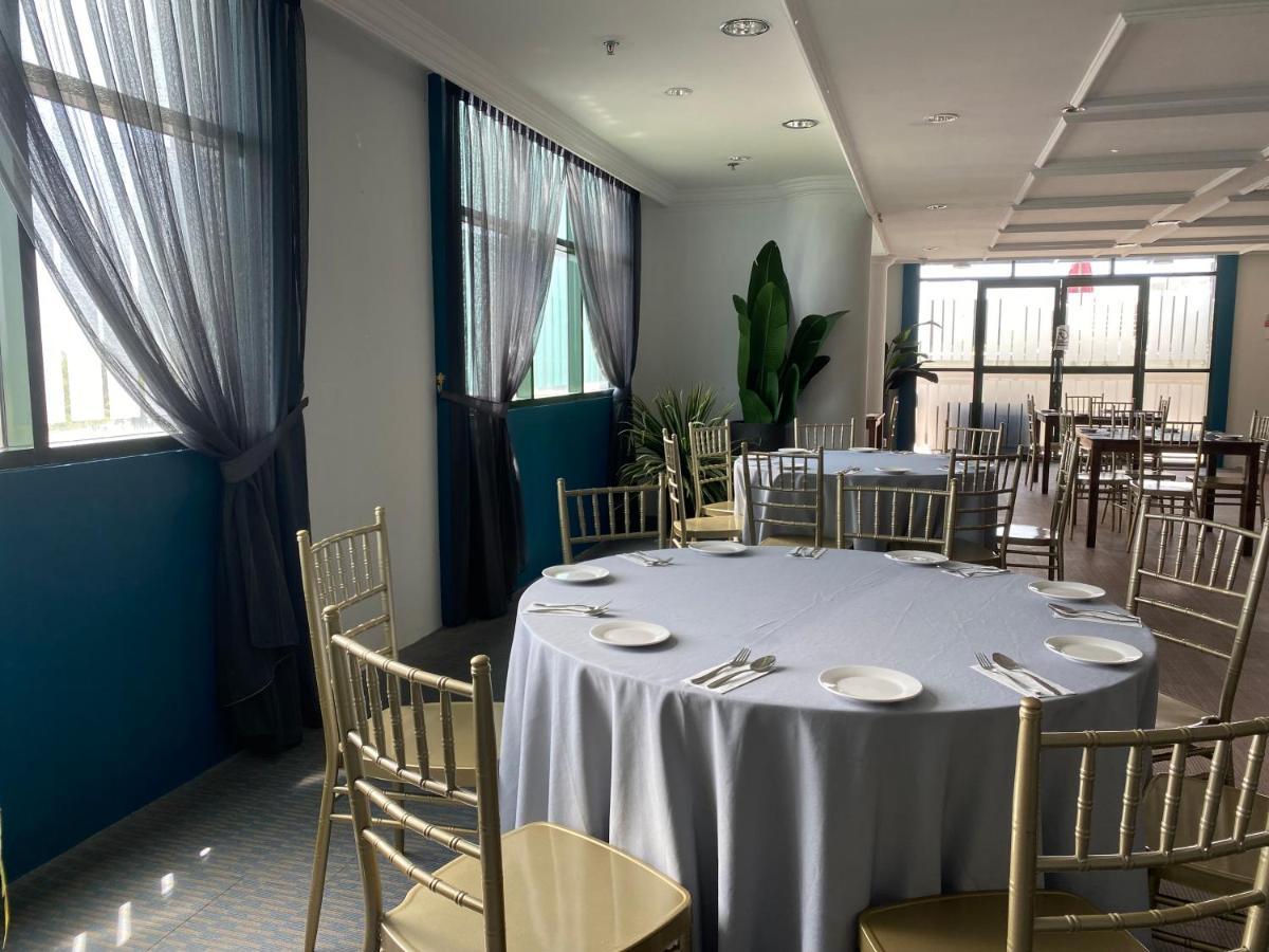 The Lanes Hotel Tutong Ngoại thất bức ảnh