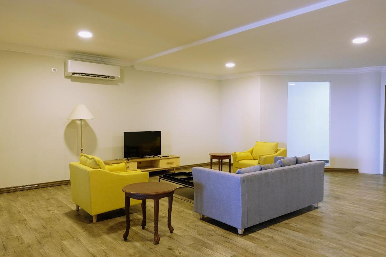 The Lanes Hotel Tutong Ngoại thất bức ảnh