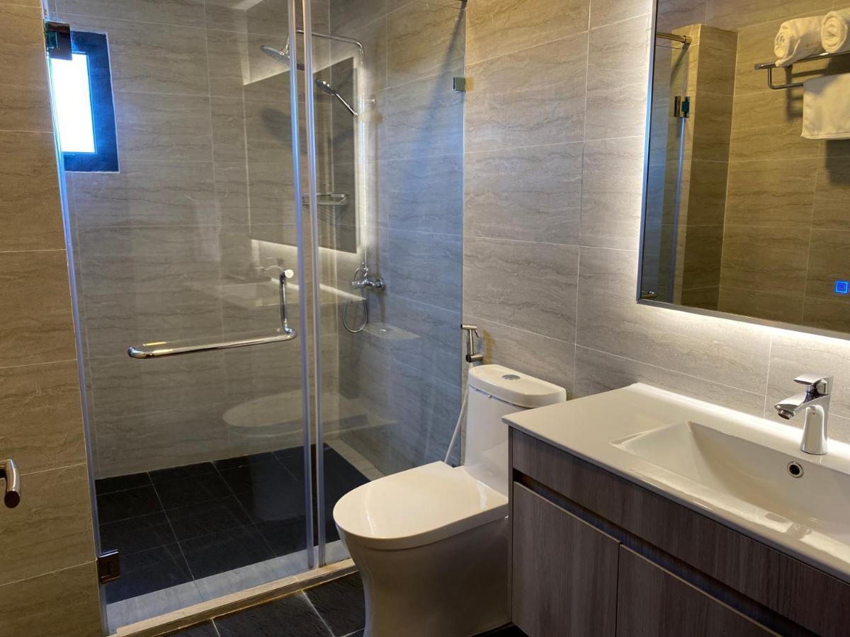 The Lanes Hotel Tutong Ngoại thất bức ảnh
